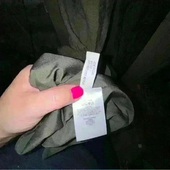 Olive green tiered maxi dress with tie straps size medium - Picture 5 of 5